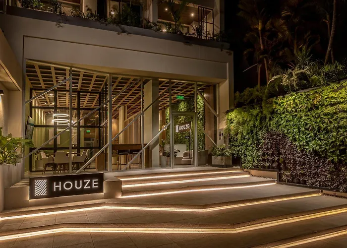 Family Hotel: Houze - Stay & Residences By Ava